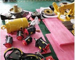 發(fā)那科機(jī)器人R-2000iC本體拆機(jī)件銷售：電機(jī)、減速器、平衡缸……